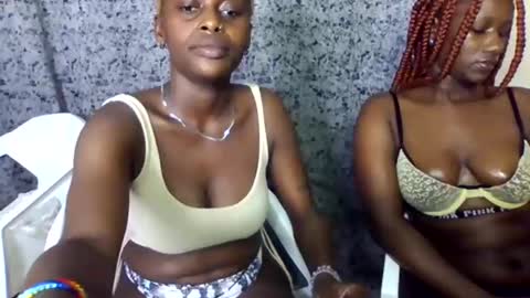 blonde_barby online show from 10.17.25