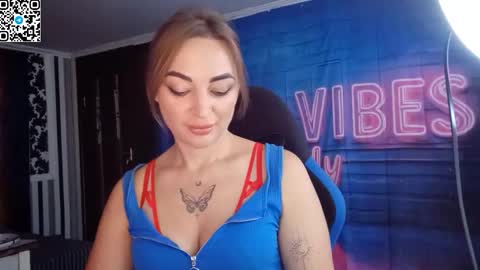 Snapshot of blonde_temptation chatting on 09.20.25 Meryem online show from 09.20.25
