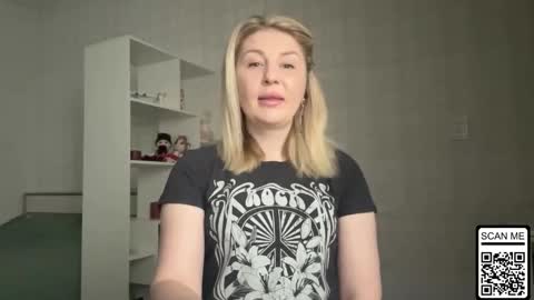 Snapshot of blondie_xoxoxo chatting on 02.04.26 blondie_xoxoxo online show from 02.04.26