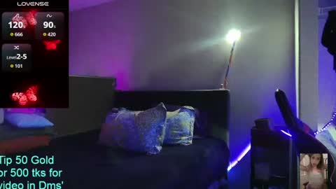 Snapshot of blondiebubblebooty chatting on 06.24.26 Bubbles online show from 06.24.26