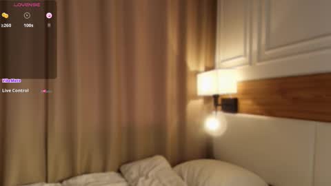 blondoll online show from 04.20.26