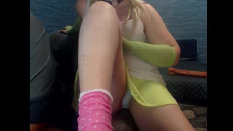 Snapshot of blontsex chatting on 02.22.26 Blontsex online show from 02.22.26