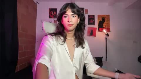 Bella Bloom ts online show from 05.01.26