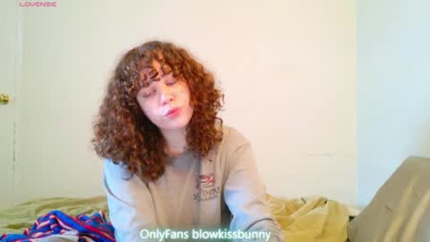 Snapshot of blowkissbunny chatting on 06.20.26 Blow Kiss Bunny online show from 06.20.26