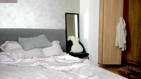 Snapshot of blowmyxxl chatting on 09.24.25 Nico online show from 09.24.25