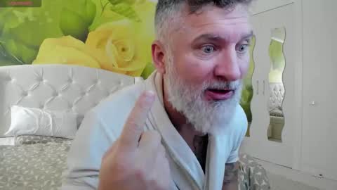 Snapshot of blowmyxxl chatting on 02.20.26 Nico online show from 02.20.26