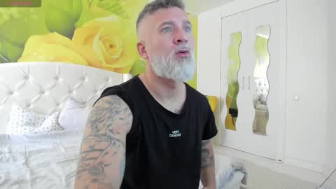 Snapshot of blowmyxxl chatting on 02.25.26 Nico online show from 02.25.26