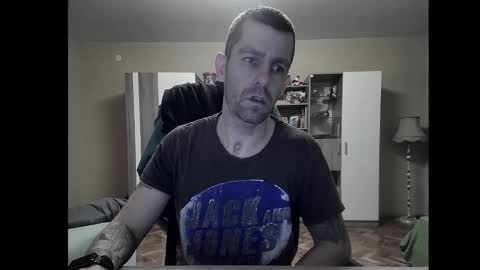 Runaway online show from 01.02.25