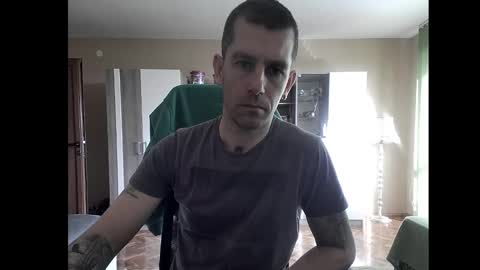 Runaway online show from 01.06.25