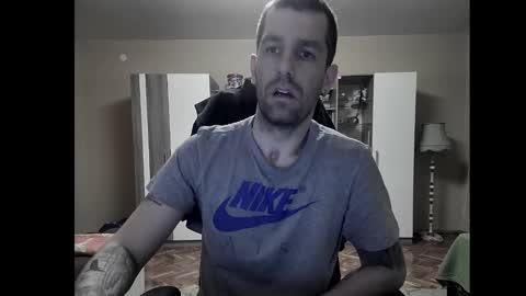 Runaway online show from 01.12.25