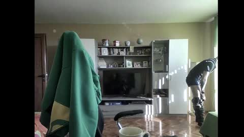 Runaway online show from 01.20.25