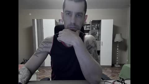 Runaway online show from 02.02.25