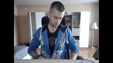 Runaway online show from 02.18.25