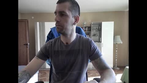 Runaway online show from 02.25.25