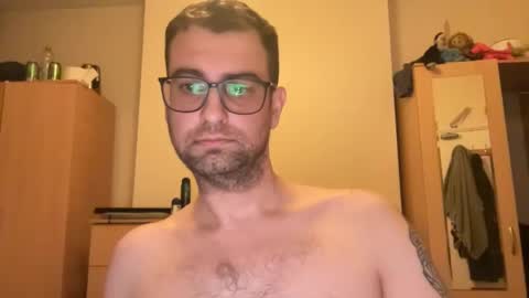 blue_eyes_85 online show from 12.28.24