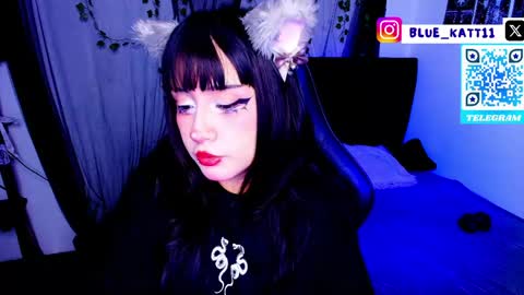 Snapshot of blue_katt chatting on 05.25.26 blue katt online show from 05.25.26