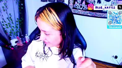 Snapshot of blue_katt chatting on 08.08.26 blue katt online show from 08.08.26