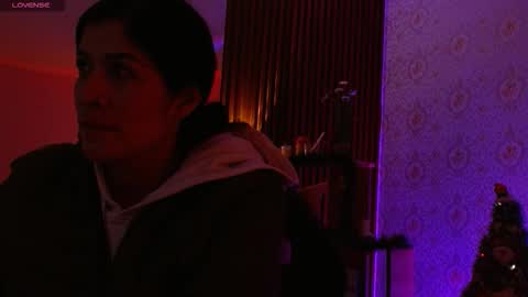 blue_tay1 online show from 12.04.25