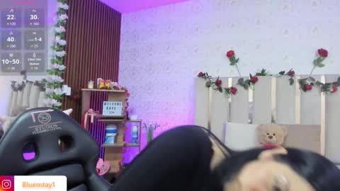 blue_tay1 online show from 03.04.26