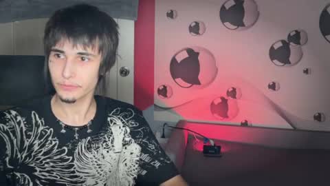 Snapshot of blue_w0rld chatting on 10.12.25 SONNYVAN online show from 10.12.25