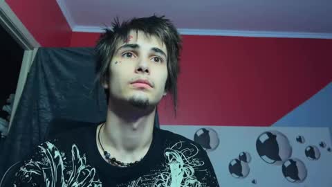 Snapshot of blue_w0rld chatting on 10.19.25 SONNYVAN online show from 10.19.25