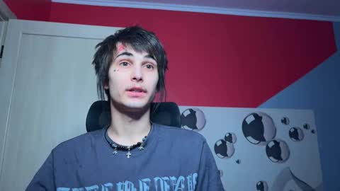 Snapshot of blue_w0rld chatting on 10.22.25 SONNYVAN online show from 10.22.25