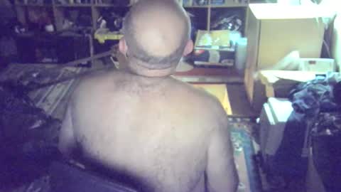 Snapshot of bluebox65 chatting on 11.14.25 bluebox65 online show from 11.14.25