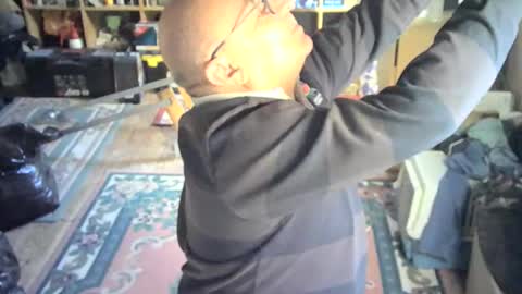 Snapshot of bluebox65 chatting on 11.17.25 bluebox65 online show from 11.17.25