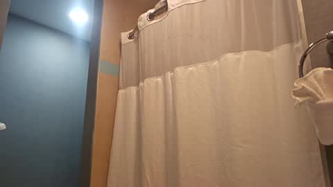 Snapshot of bluecollarfck chatting on 12.24.24 Dominick Wyte online show from 12.24.24