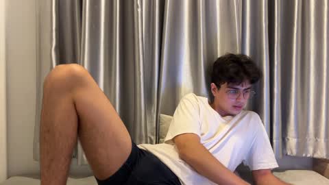 Snapshot of bluedaan chatting on 12.07.24 Daan online show from 12.07.24