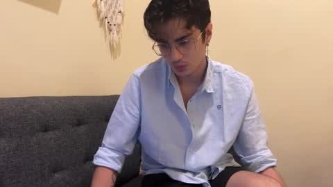 Snapshot of bluedaan chatting on 02.09.25 Daan online show from 02.09.25