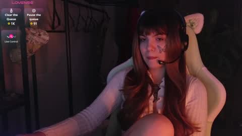 Blue online show from 12.25.24