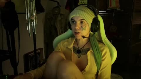 Blue online show from 02.13.25