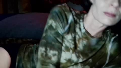 Snapshot of blueeyedlie chatting on 02.10.26 Blueeyedlie online show from 02.10.26