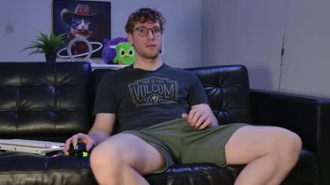 blueeyedtallguy online show from 10.28.25