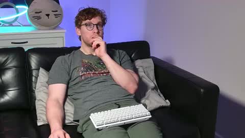 blueeyedtallguy online show from 11.12.25