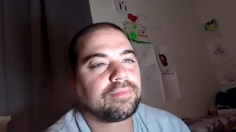 Snapshot of blueeyeme chatting on 10.31.25 blueeyeme online show from 10.31.25