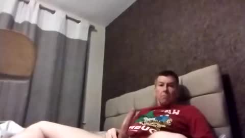 Snapshot of blueeyesteele chatting on 10.21.25 blueeyesteele online show from 10.21.25