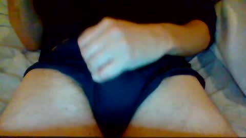 Snapshot of bluegum00 chatting on 10.30.25 bluegum00 online show from 10.30.25