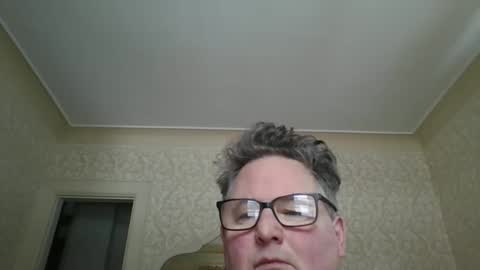 Snapshot of bluemoose70 chatting on 12.06.24 bluemoose70 online show from 12.06.24