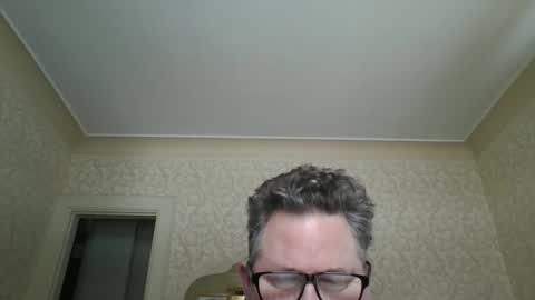 Snapshot of bluemoose70 chatting on 01.06.25 bluemoose70 online show from 01.06.25