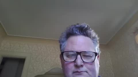 Snapshot of bluemoose70 chatting on 10.06.25 bluemoose70 online show from 10.06.25