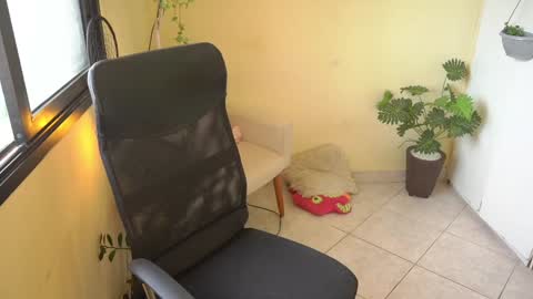 FLORAA online show from 02.08.25