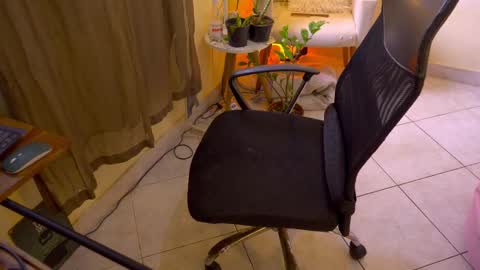 Snapshot of bluemysticlady chatting on 02.22.26 FLORAA online show from 02.22.26