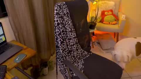 Snapshot of bluemysticlady chatting on 03.08.26 FLORAA online show from 03.08.26