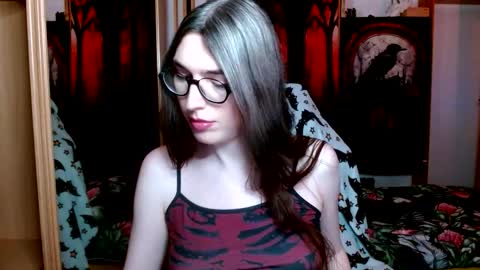 Snapshot of bluerose98 chatting on 11.13.25 Bluerose online show from 11.13.25