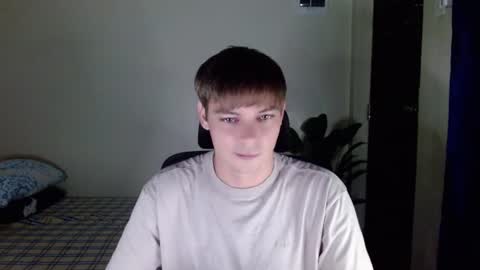 Snapshot of blueyedboyinasia chatting on 08.02.26 blueeyedboyisasia online show from 08.02.26