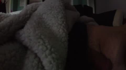 Snapshot of blurry44 chatting on 04.01.26 blue online show from 04.01.26