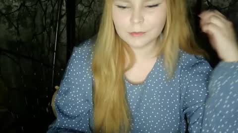 blushing_star online show from 10.07.25