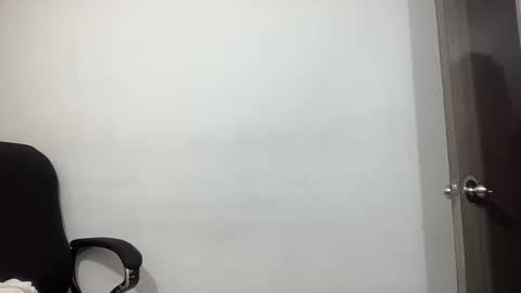 Bob  INDEPENDENT MODEL online show from 03.10.25